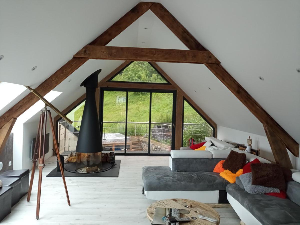 Superbe Grange Renovee Villa Grust Dış mekan fotoğraf