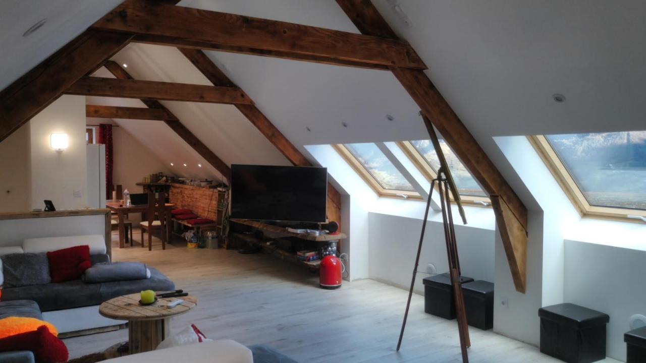 Superbe Grange Renovee Villa Grust Dış mekan fotoğraf
